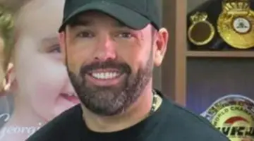 شرطة دبي تضبط زعيم عصابة أيرلندية